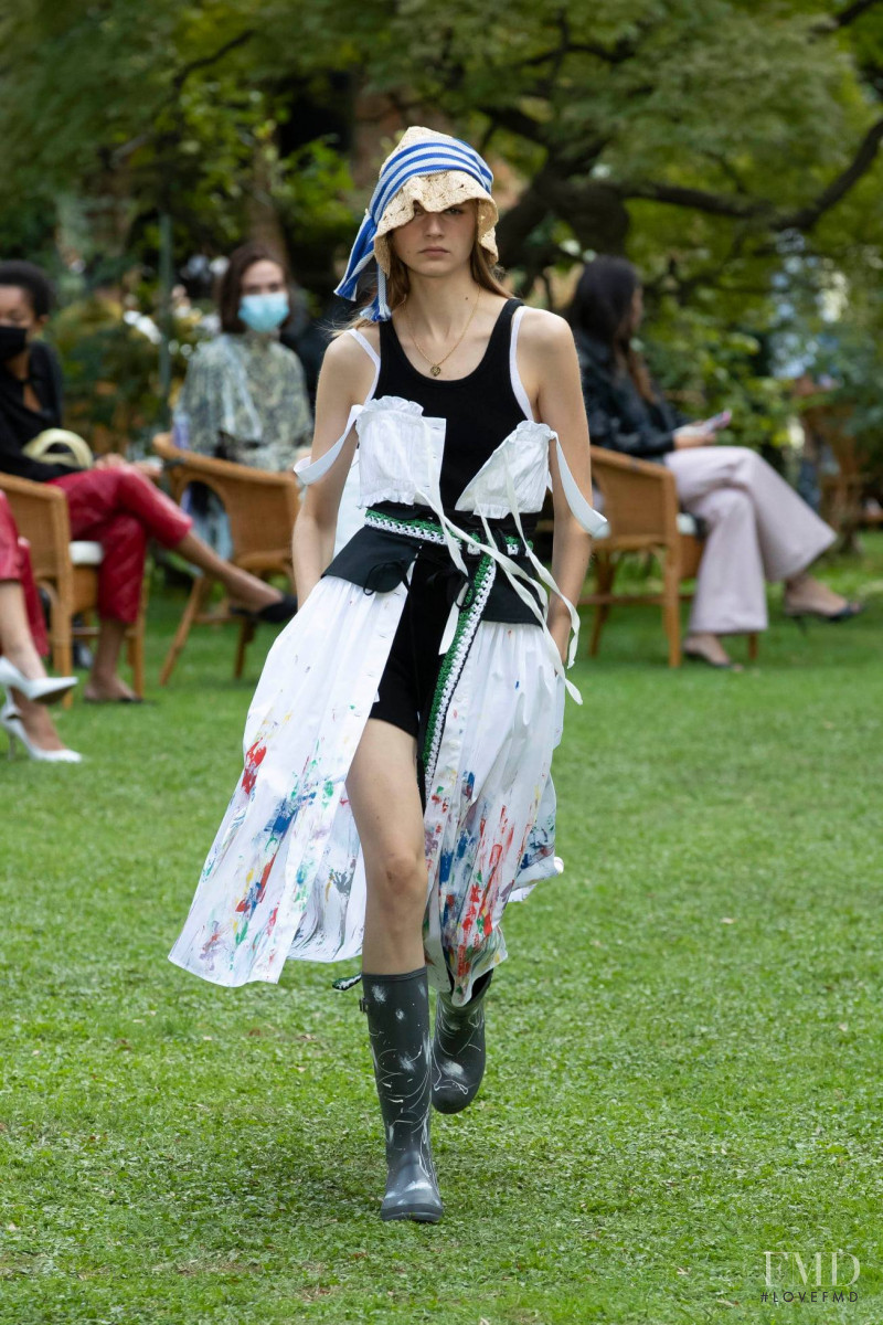 Deirdre Firinne featured in  the Philosophy di Lorenzo Serafini fashion show for Spring/Summer 2021