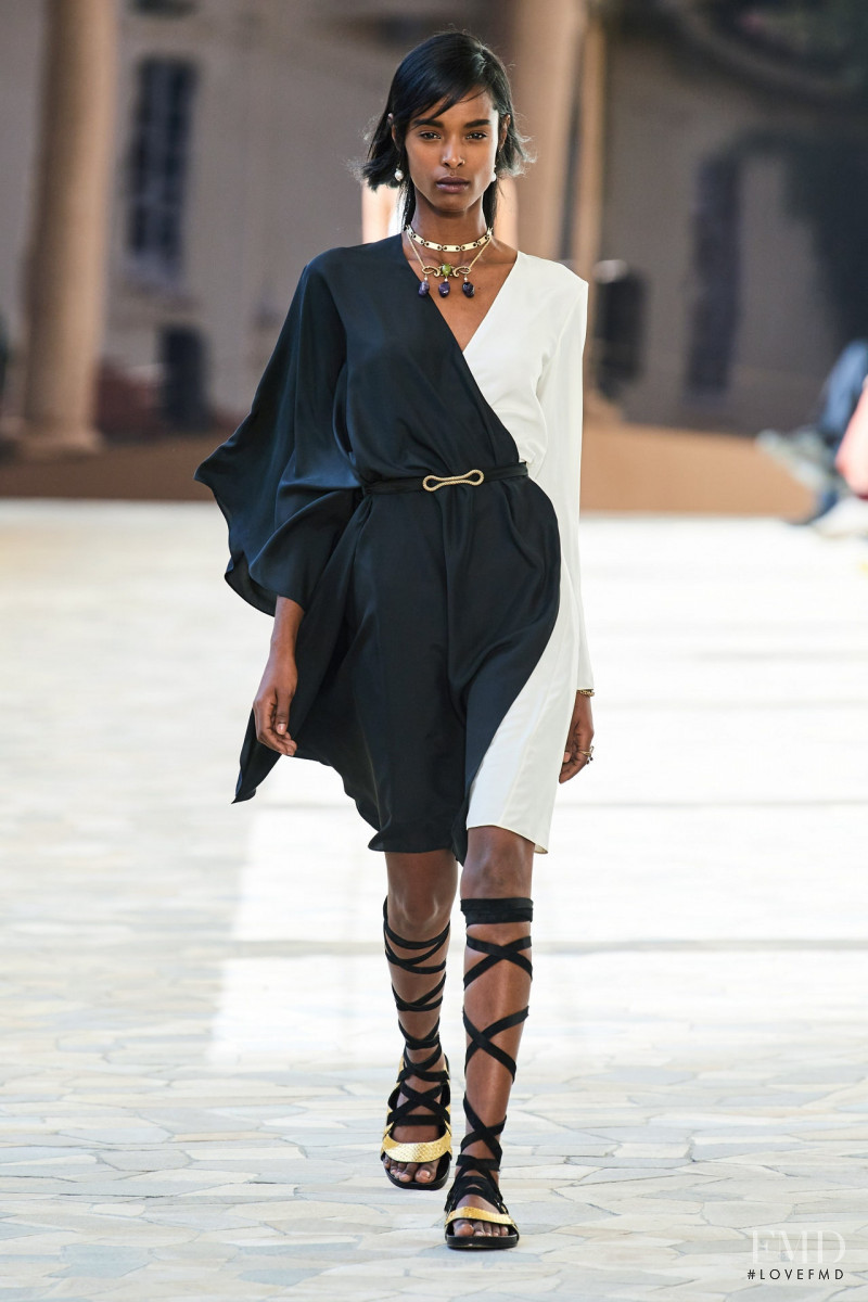 Malika Louback featured in  the Ports 1961 fashion show for Spring/Summer 2021