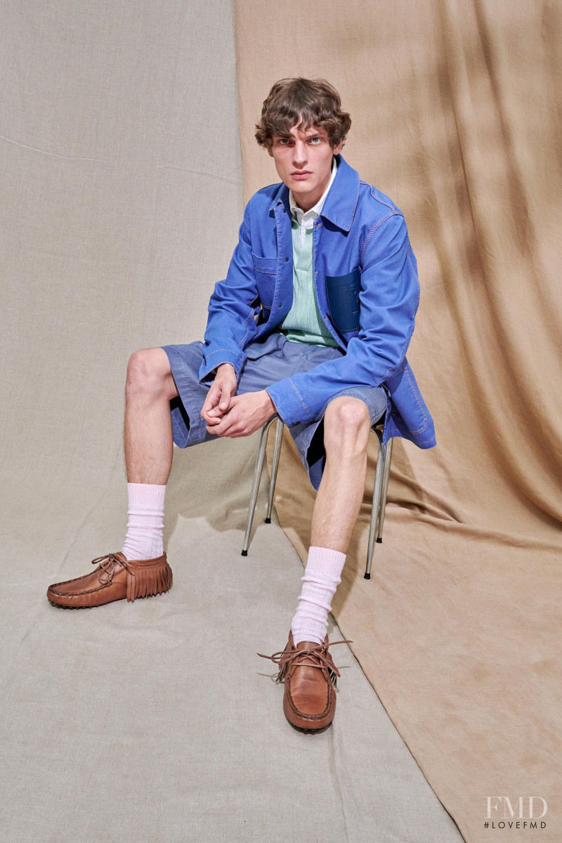 Tod\'s lookbook for Spring/Summer 2021