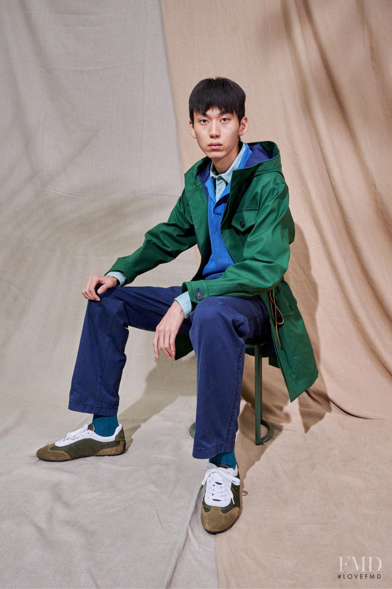 Tod\'s lookbook for Spring/Summer 2021