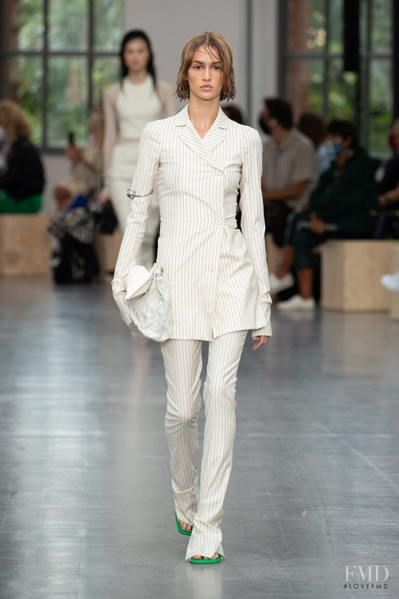 Quinn Elin Mora featured in  the Sportmax fashion show for Spring/Summer 2021