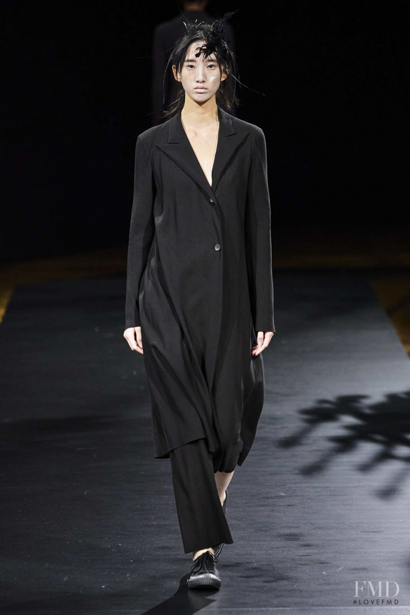 Yohji Yamamoto fashion show for Spring/Summer 2021