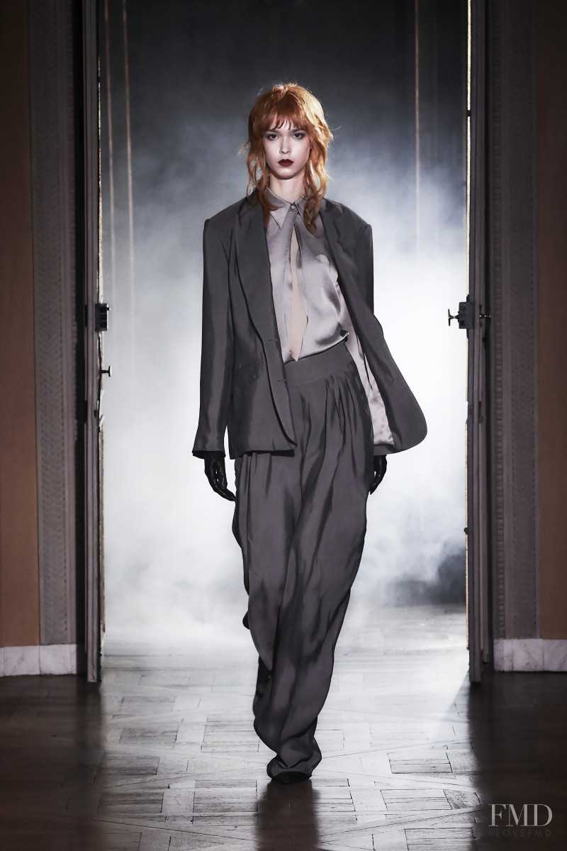 Olivier Theyskens fashion show for Spring/Summer 2021