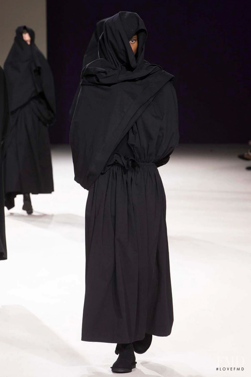 Yohji Yamamoto fashion show for Autumn/Winter 2019