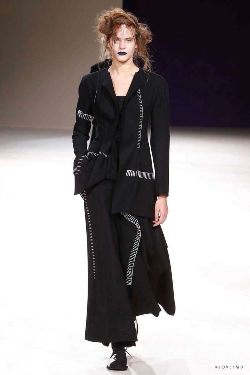 Yohji Yamamoto fashion show for Autumn/Winter 2019