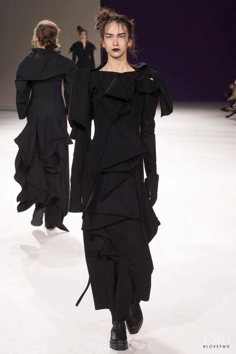 Yohji Yamamoto fashion show for Autumn/Winter 2019