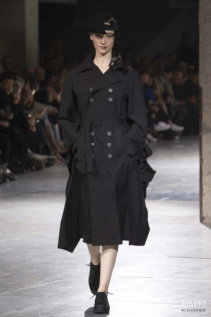 Yohji Yamamoto fashion show for Spring/Summer 2018