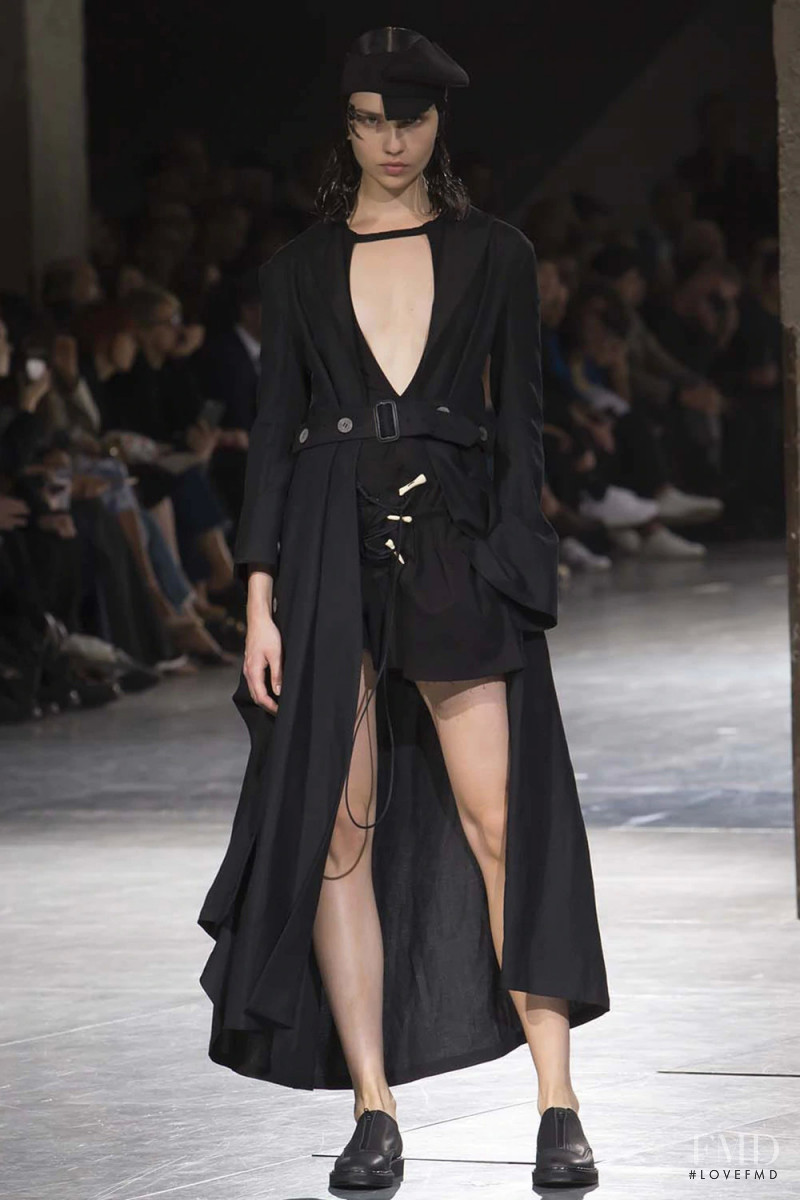 Yohji Yamamoto fashion show for Spring/Summer 2018