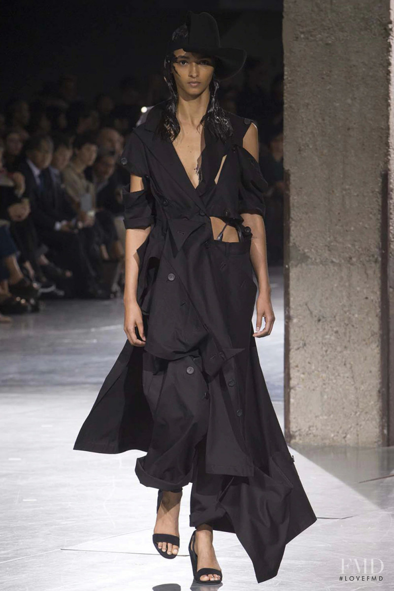 Yohji Yamamoto fashion show for Spring/Summer 2018