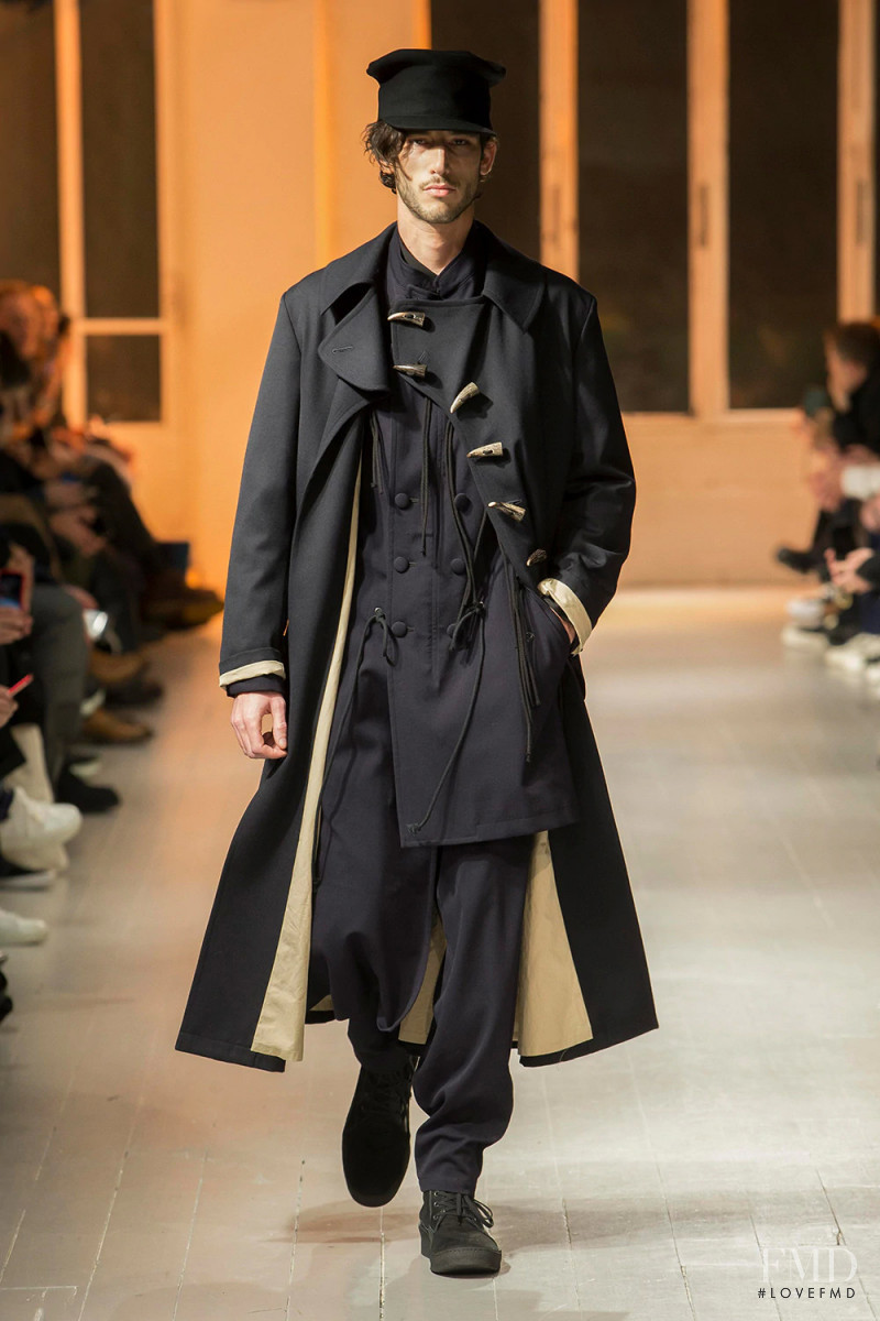 Yohji Yamamoto fashion show for Autumn/Winter 2020