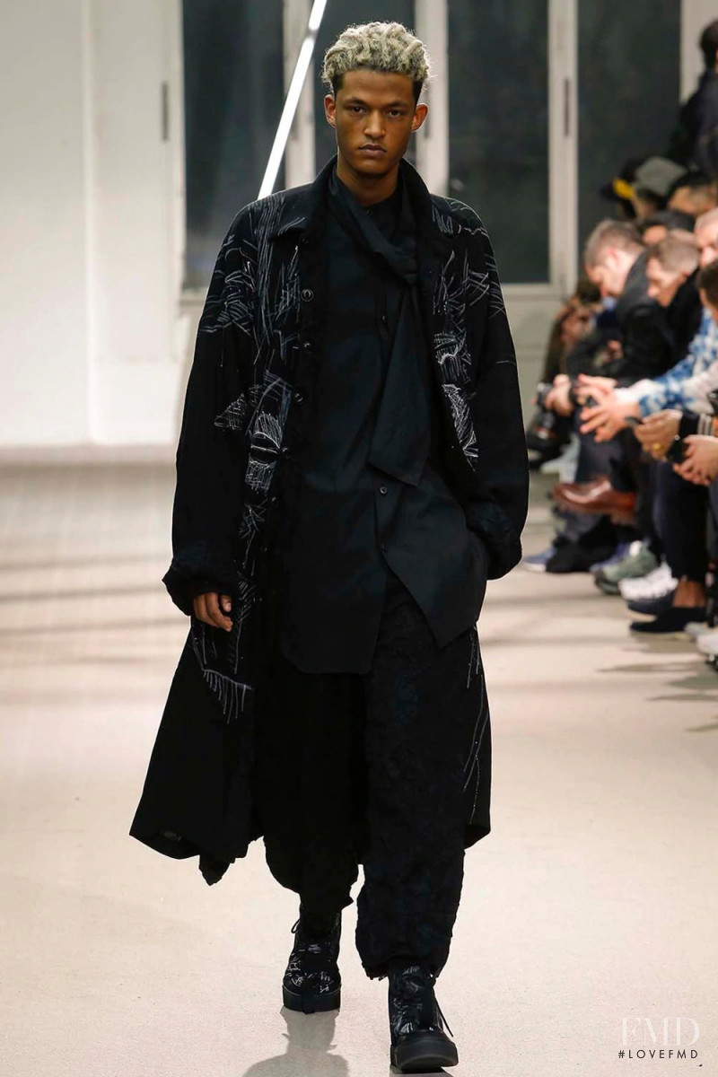 Yohji Yamamoto fashion show for Autumn/Winter 2019