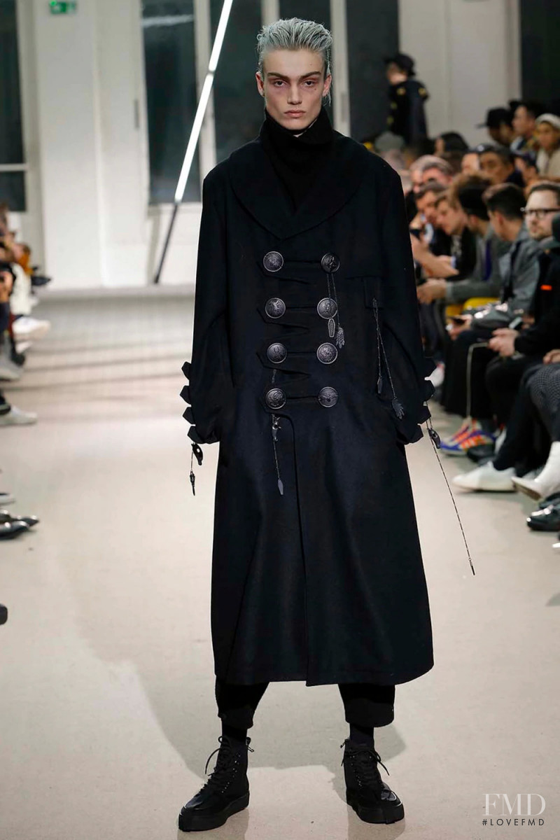 Yohji Yamamoto fashion show for Autumn/Winter 2019