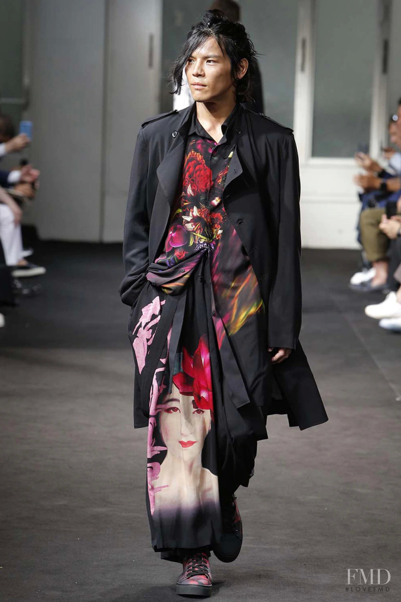 Yohji Yamamoto fashion show for Spring/Summer 2019