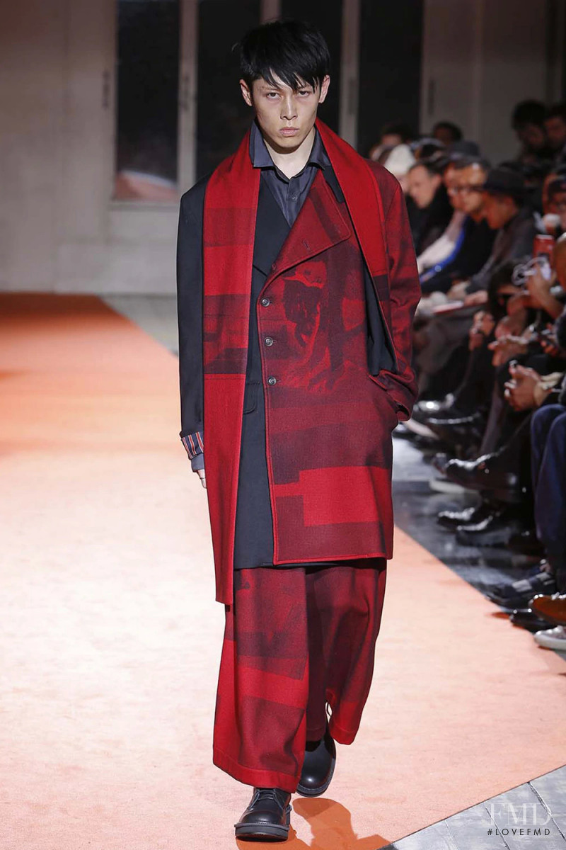 Yohji Yamamoto fashion show for Autumn/Winter 2018