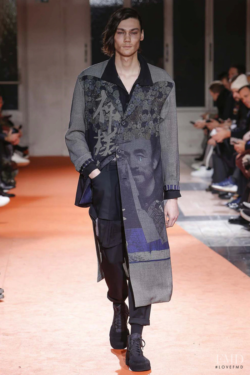 Yohji Yamamoto fashion show for Autumn/Winter 2018