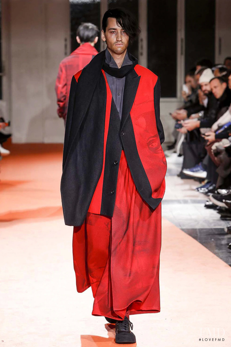 Yohji Yamamoto fashion show for Autumn/Winter 2018