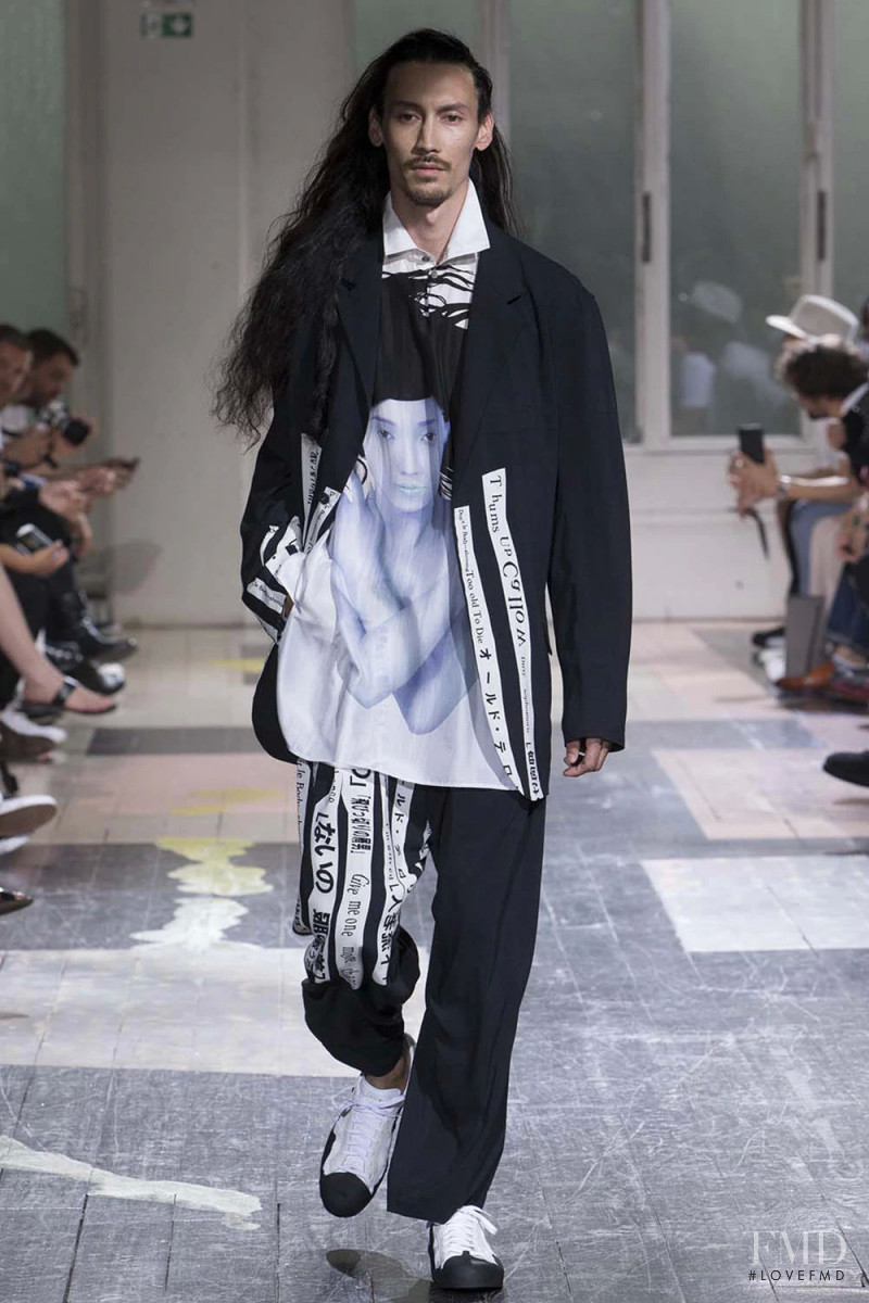 Yohji Yamamoto fashion show for Spring/Summer 2018