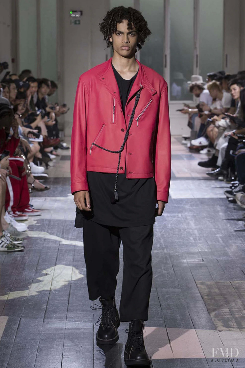 Yohji Yamamoto fashion show for Spring/Summer 2018