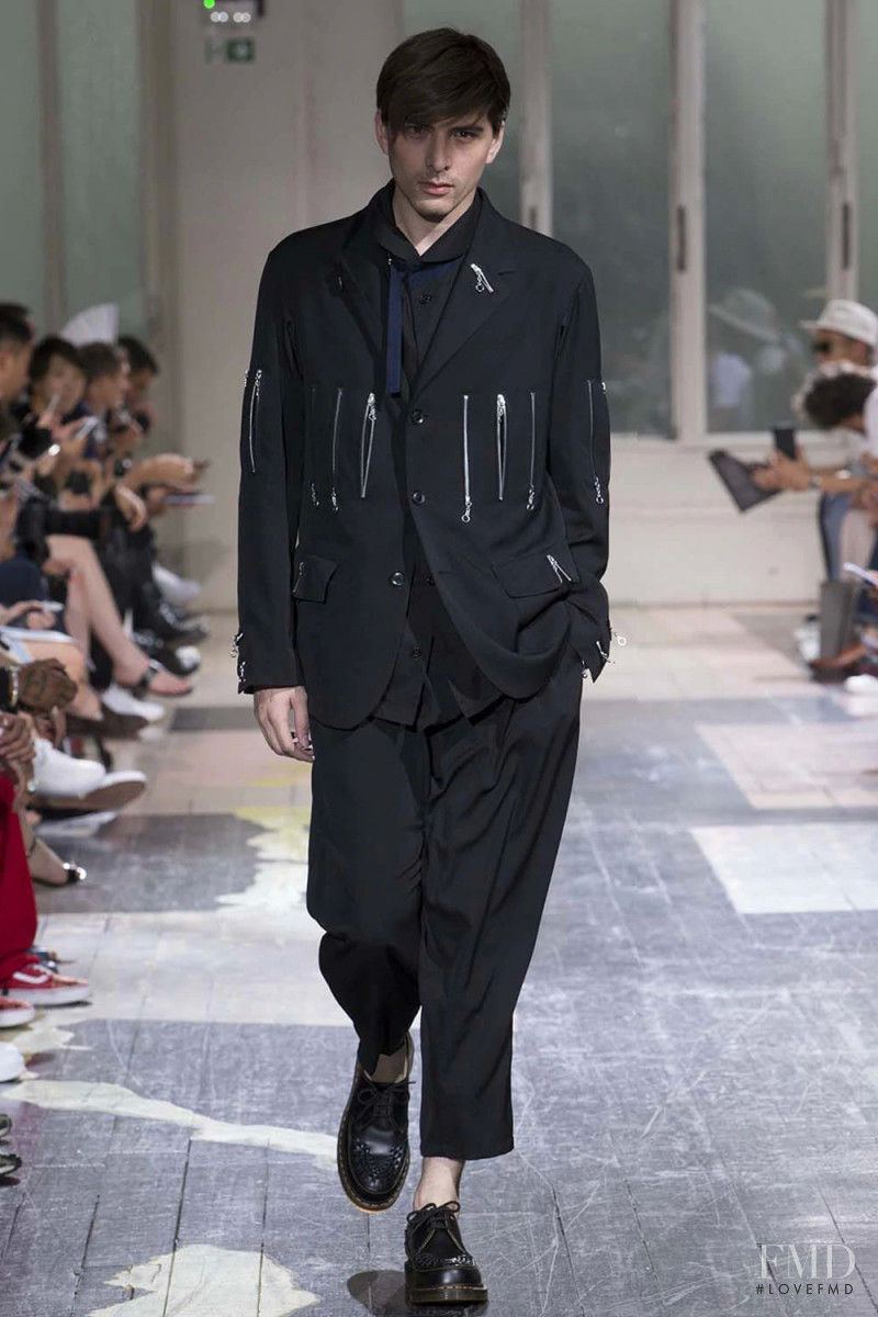 Yohji Yamamoto fashion show for Spring/Summer 2018