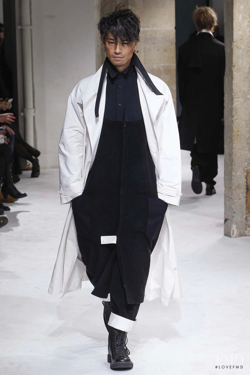 Yohji Yamamoto fashion show for Autumn/Winter 2017