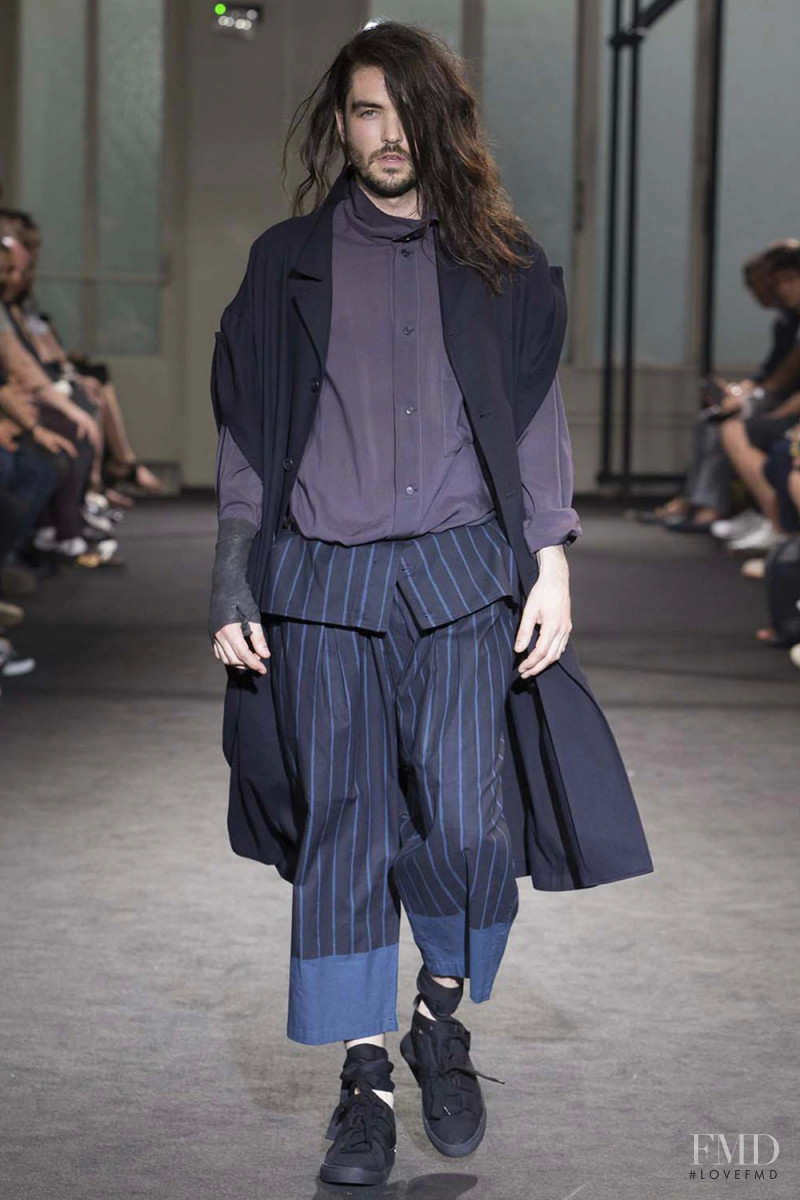 Yohji Yamamoto fashion show for Spring/Summer 2017