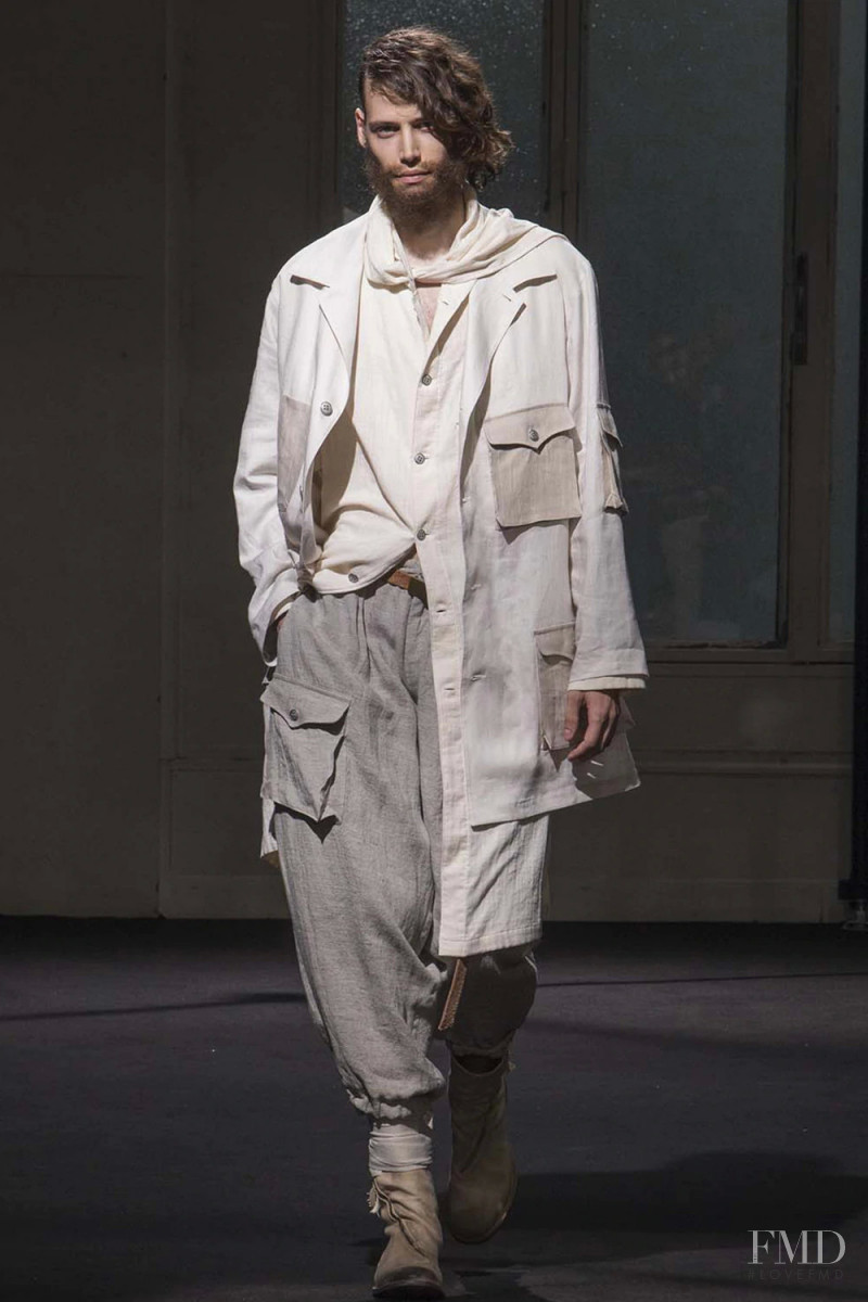 Yohji Yamamoto fashion show for Spring/Summer 2017