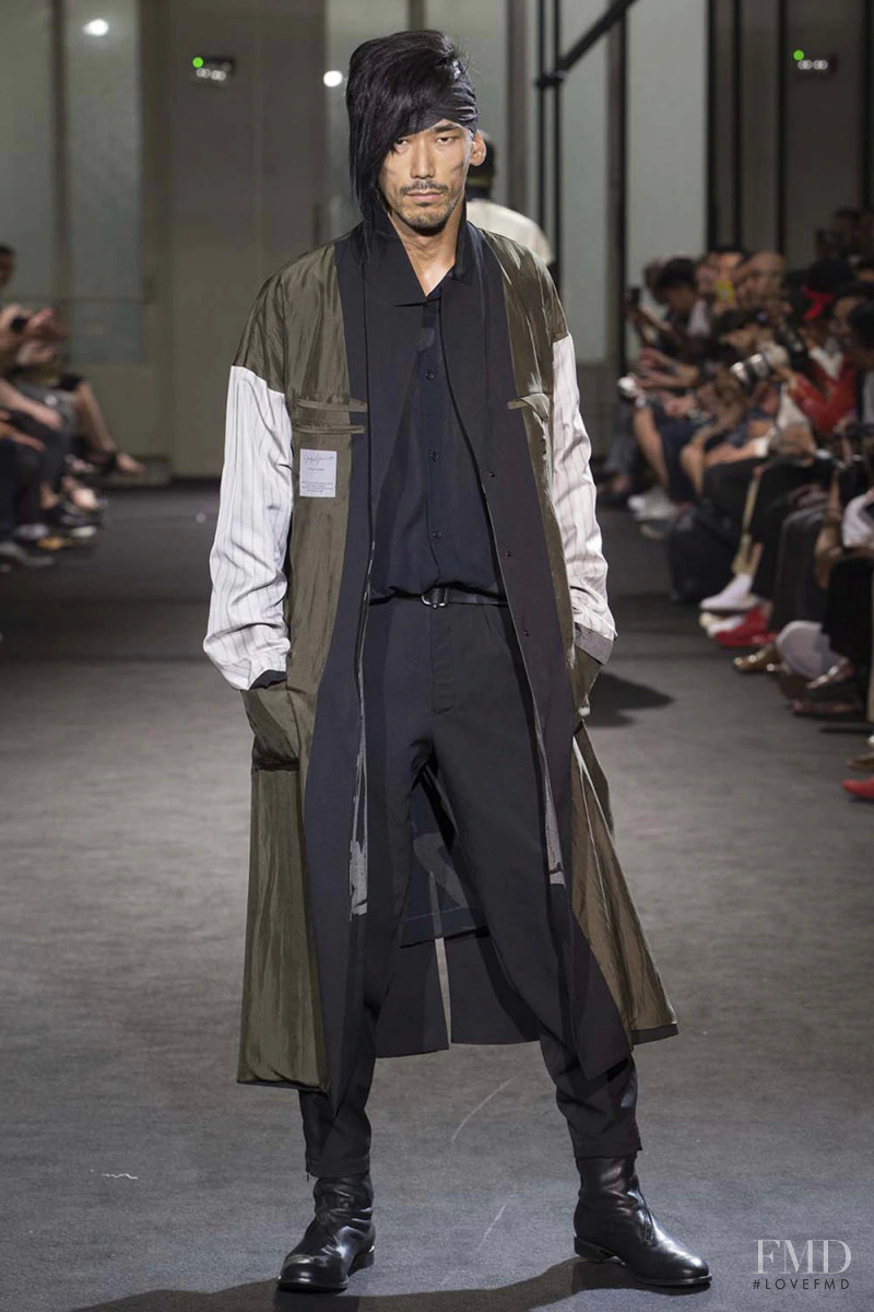 Yohji Yamamoto fashion show for Spring/Summer 2017