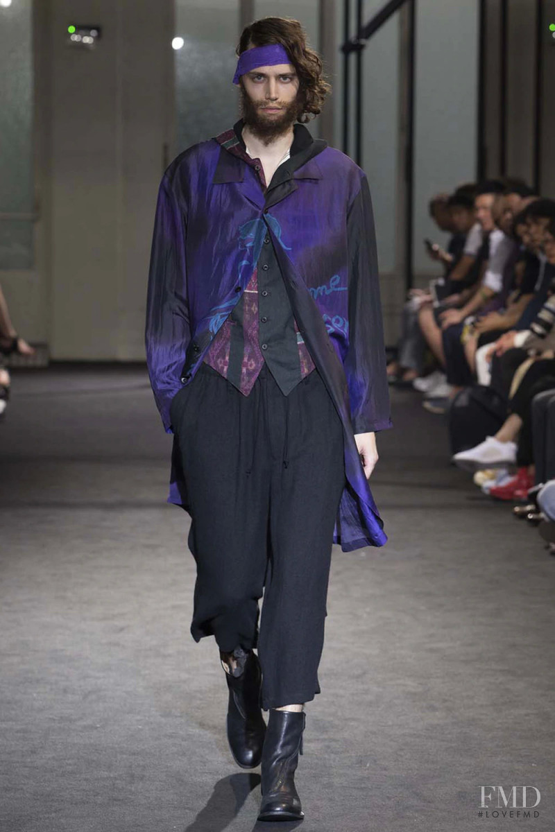 Florian Desbiendras featured in  the Yohji Yamamoto fashion show for Spring/Summer 2017