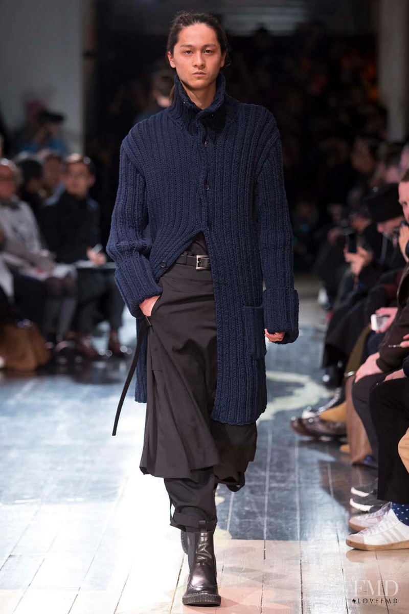 Yohji Yamamoto fashion show for Autumn/Winter 2016