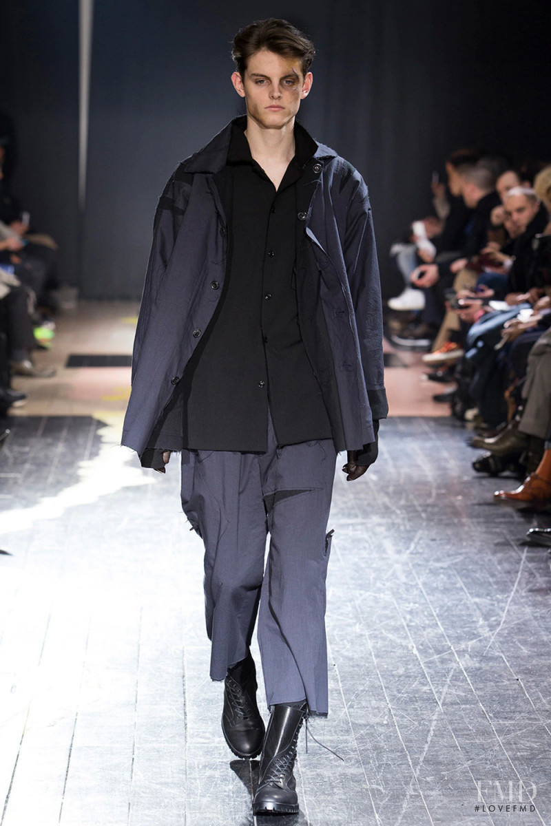 Yohji Yamamoto fashion show for Autumn/Winter 2015