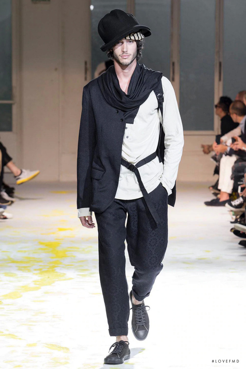 Yohji Yamamoto fashion show for Spring/Summer 2015