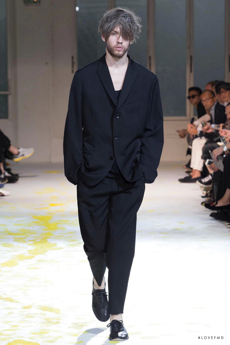 Yohji Yamamoto fashion show for Spring/Summer 2015