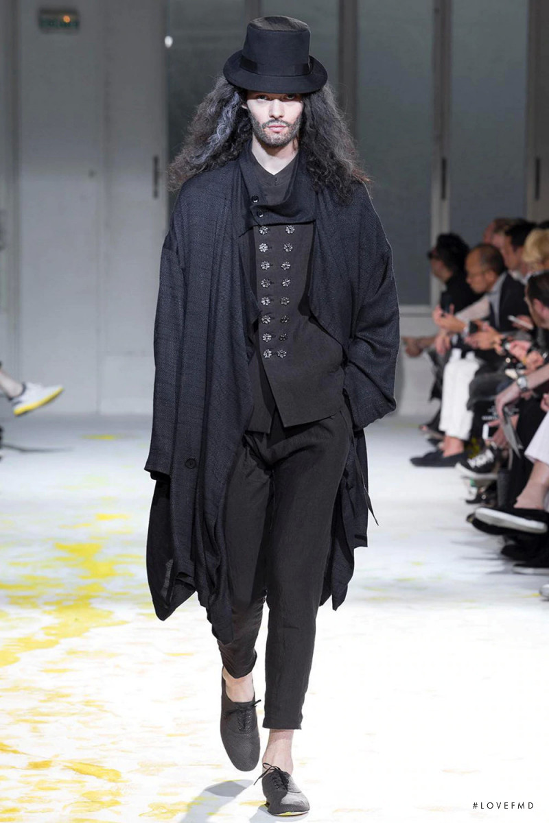 Yohji Yamamoto fashion show for Spring/Summer 2015
