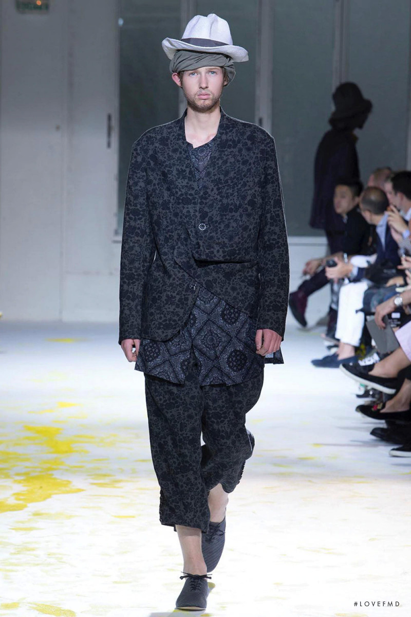 Yohji Yamamoto fashion show for Spring/Summer 2015