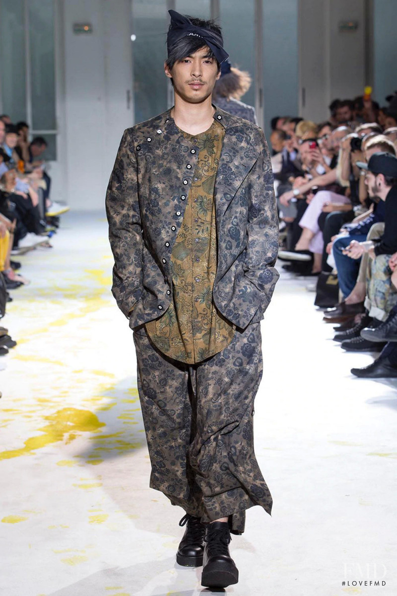 Yohji Yamamoto fashion show for Spring/Summer 2015