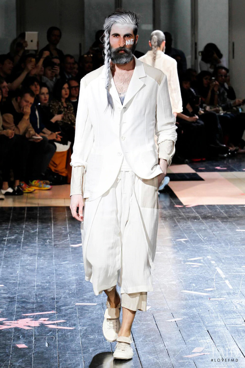 Yohji Yamamoto fashion show for Spring/Summer 2014