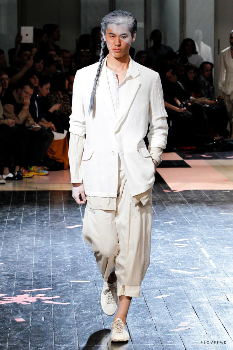 Yohji Yamamoto fashion show for Spring/Summer 2014