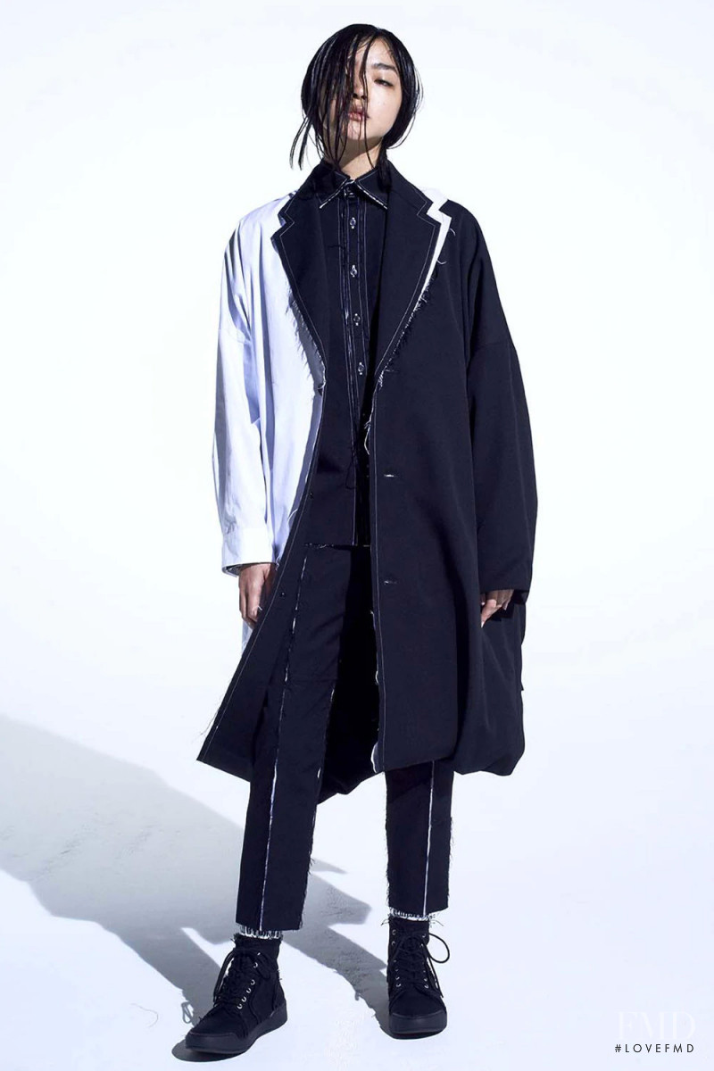 B Yohji Yamamoto lookbook for Autumn/Winter 2018