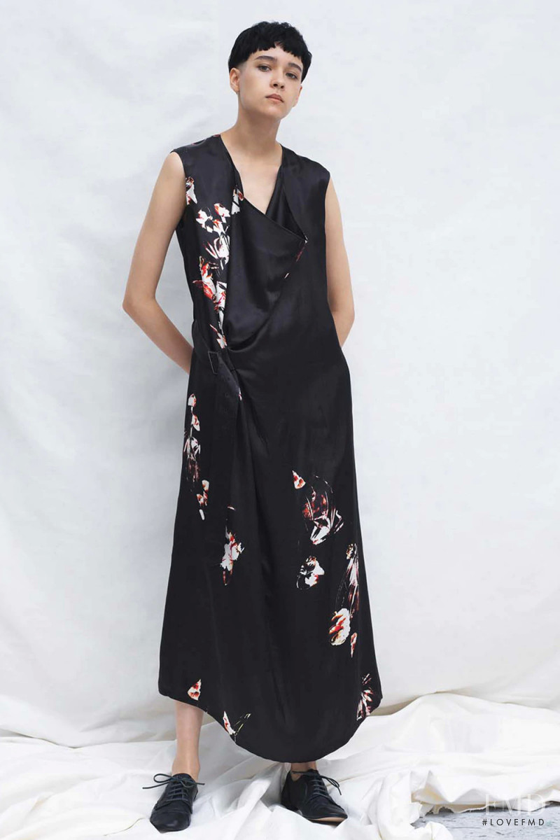 Y\'s by Yohji Yamamoto lookbook for Resort 2020