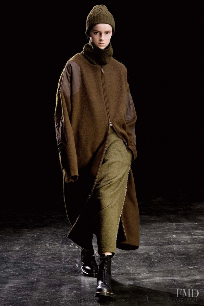 Y\'s by Yohji Yamamoto lookbook for Autumn/Winter 2019