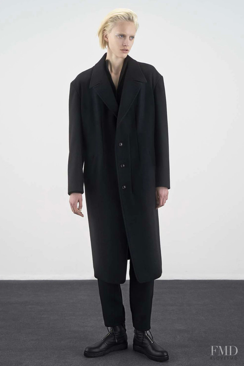 Y\'s by Yohji Yamamoto lookbook for Resort 2019