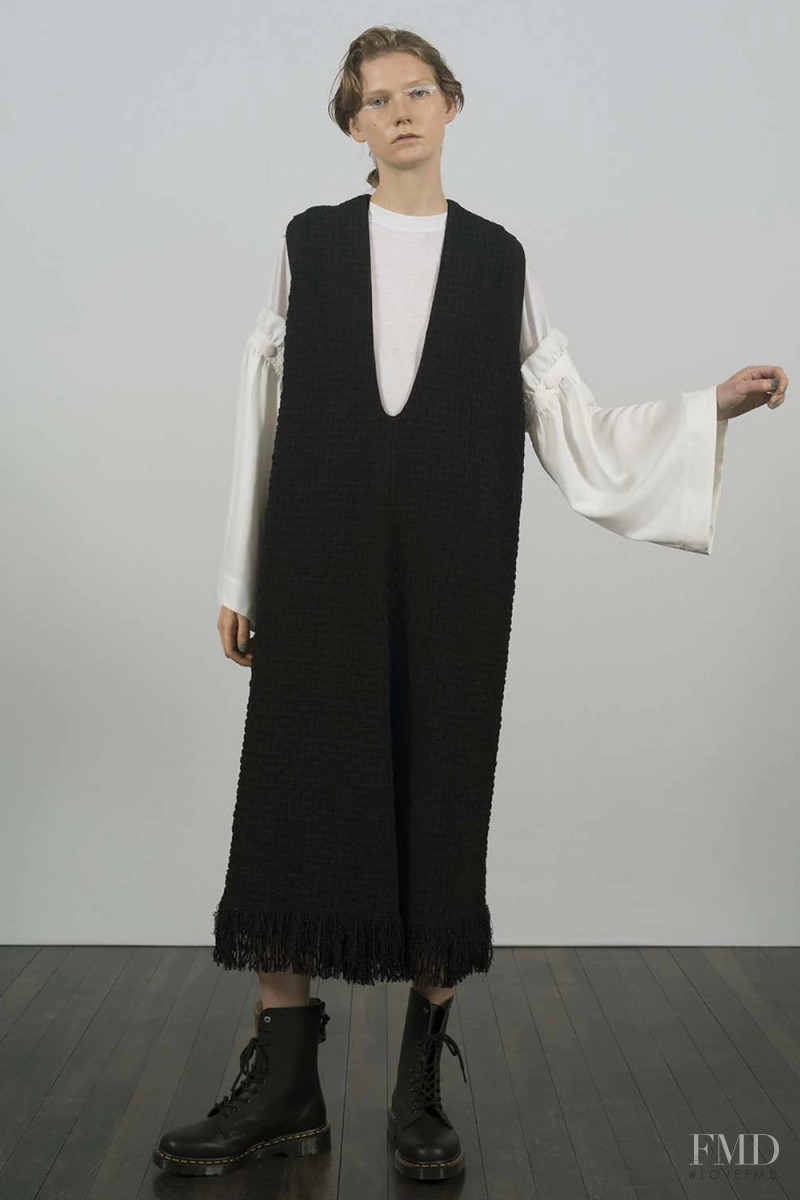 Y\'s by Yohji Yamamoto lookbook for Resort 2019