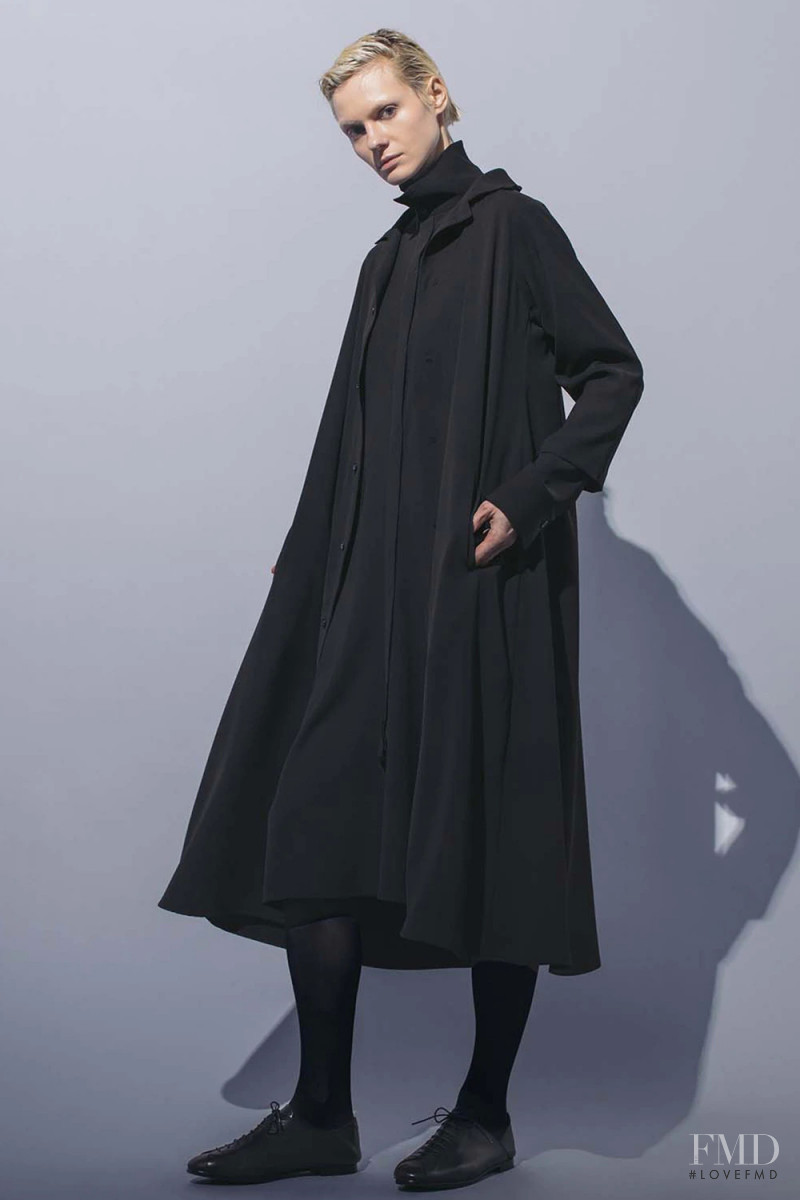 Y\'s by Yohji Yamamoto lookbook for Pre-Fall 2018