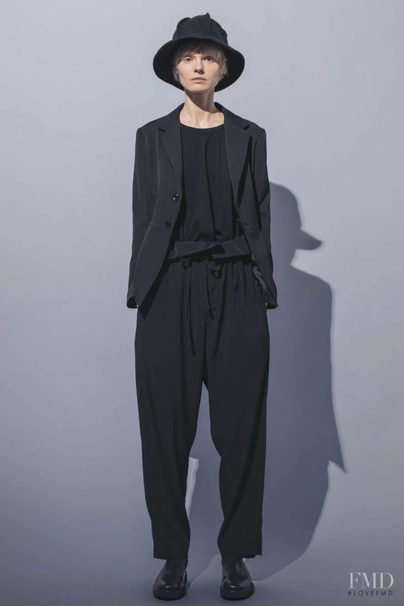 Y\'s by Yohji Yamamoto lookbook for Pre-Fall 2018