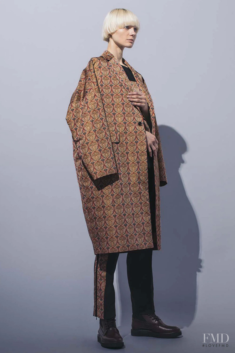 Y\'s by Yohji Yamamoto lookbook for Pre-Fall 2018