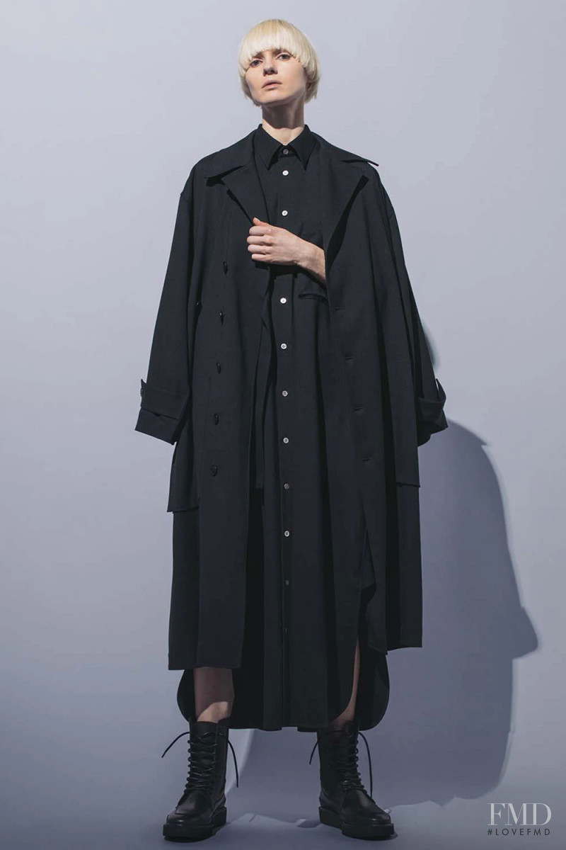 Y\'s by Yohji Yamamoto lookbook for Pre-Fall 2018