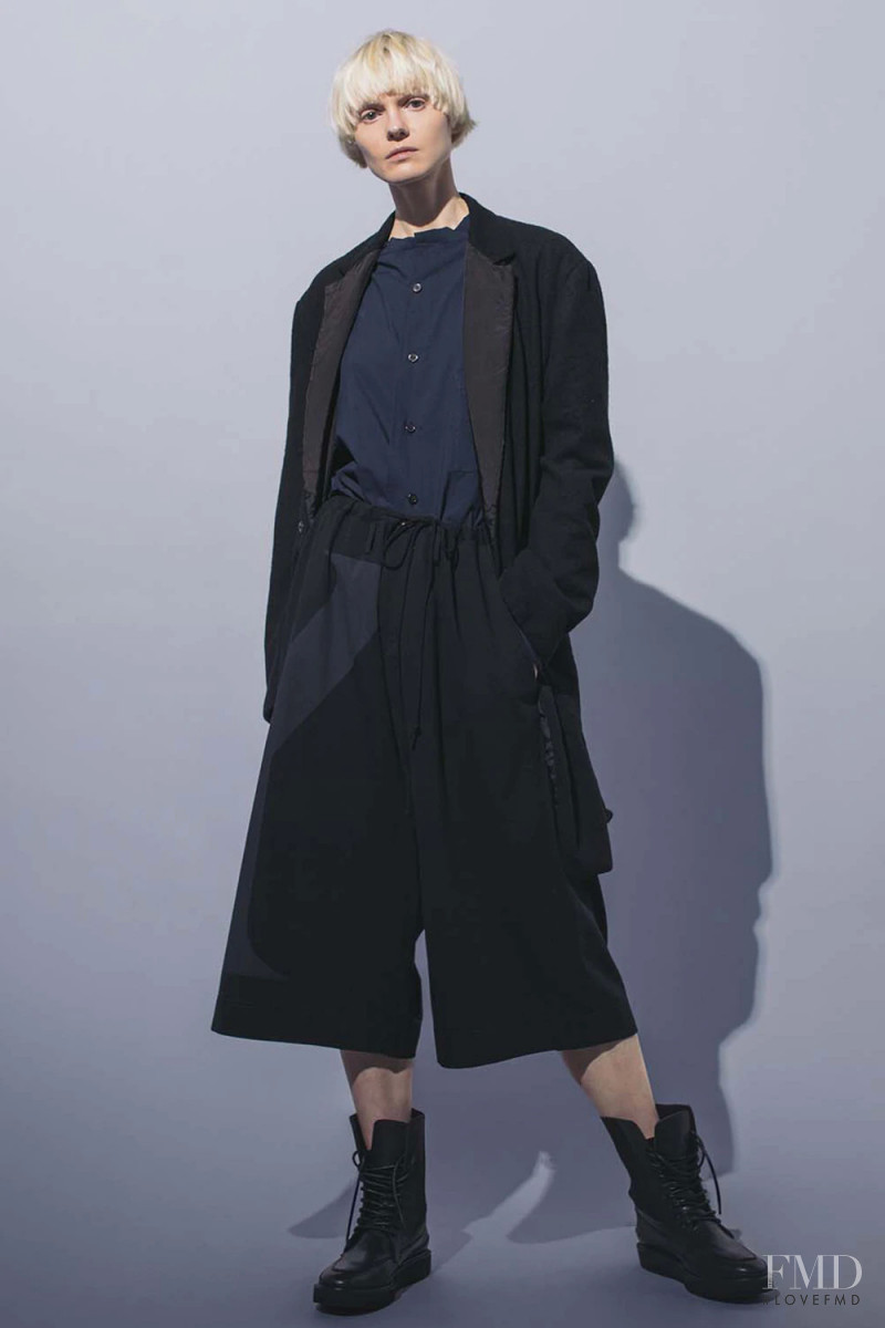 Y\'s by Yohji Yamamoto lookbook for Pre-Fall 2018