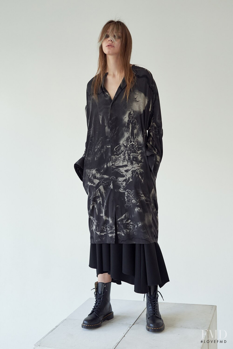 Y\'s PINK lookbook for Pre-Fall 2020