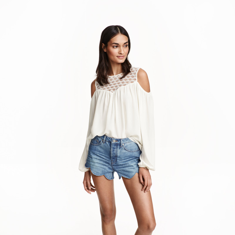 Gizele Oliveira featured in  the H&M catalogue for Spring/Summer 2016