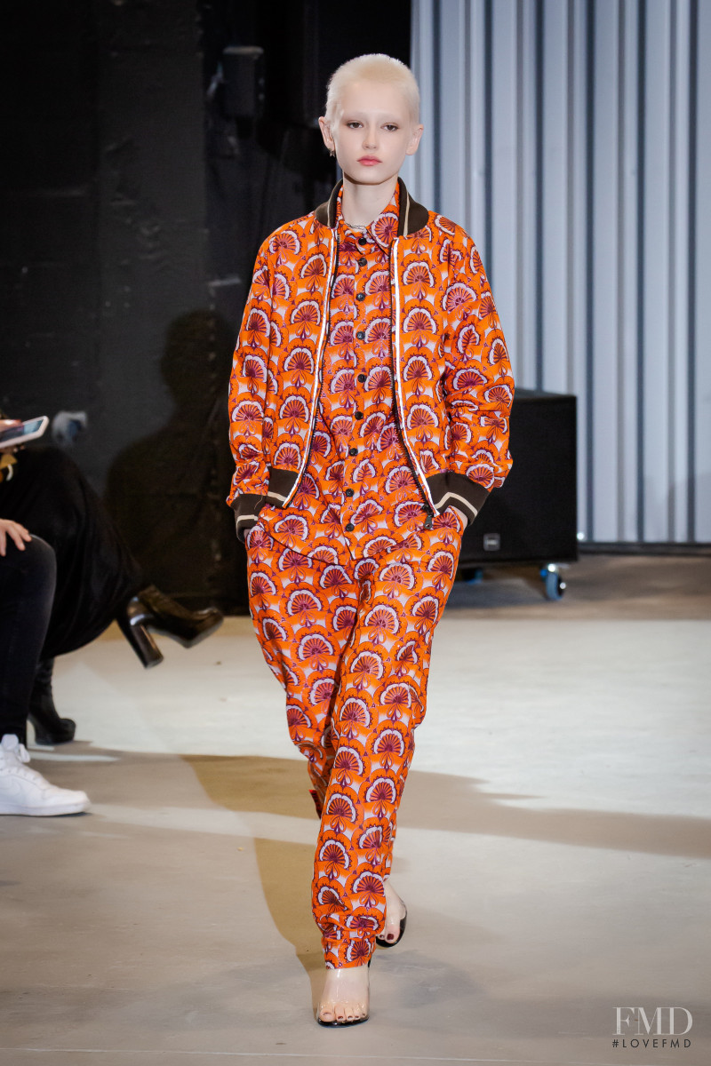 Xuly Bët fashion show for Spring/Summer 2021